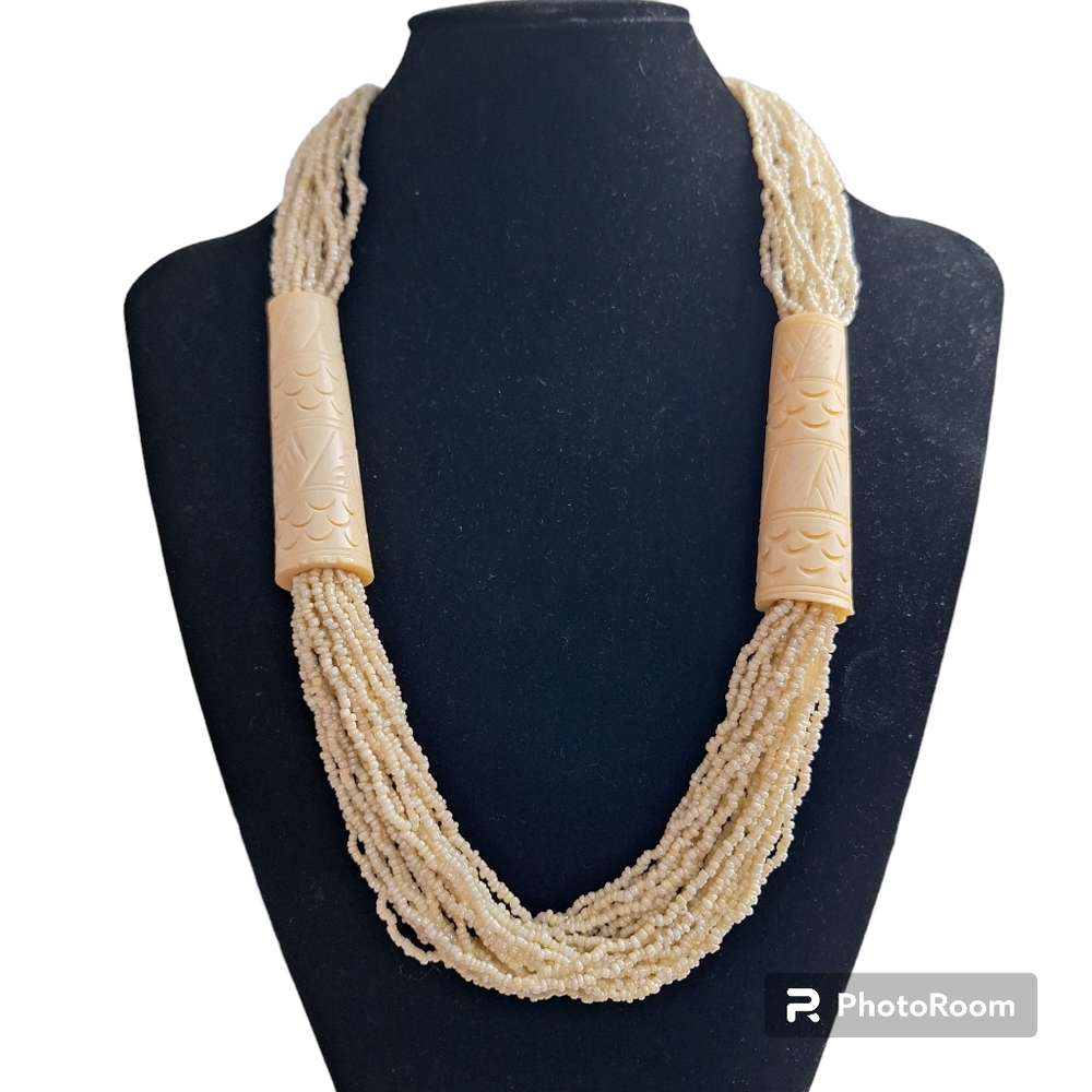 27' cream glass sea bead carved bovine necklace - Picture 1 of 8